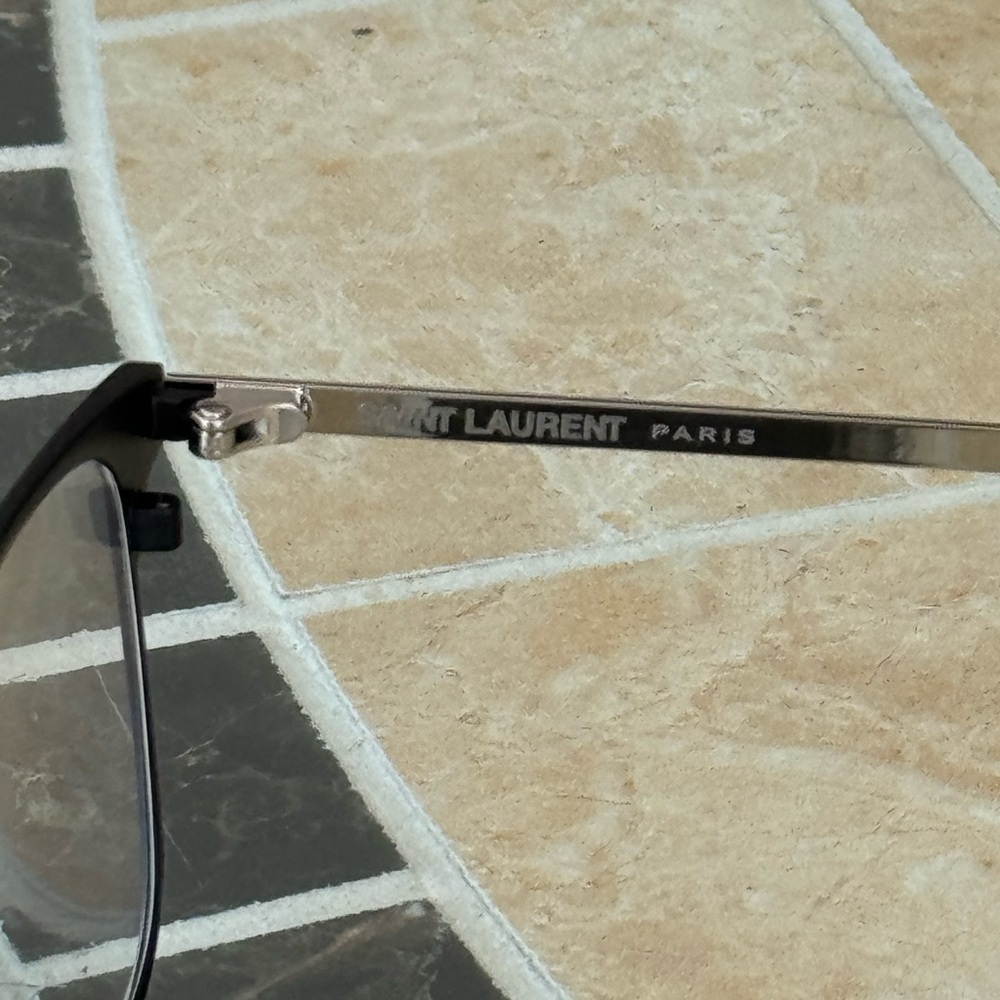 Saint Laurent SL 585 Asian Fit 002 New eye glasses no original case new with tag - Picture 4 of 6